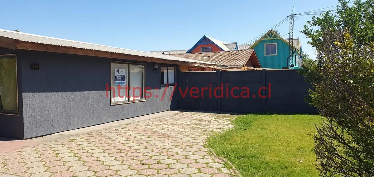 Casa con 5D 2B, terreno 700m2 con piscina en centro de Casablanca $240.000.000 - foto 1