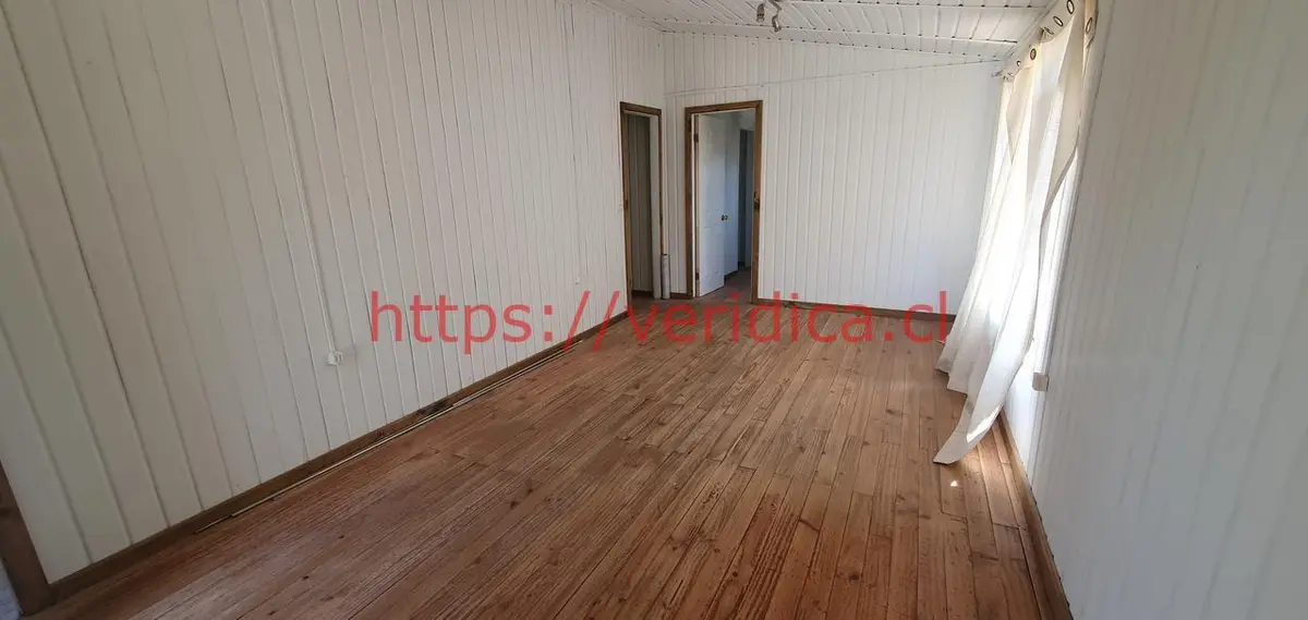 Casa con 5D 2B, terreno 700m2 con piscina en centro de Casablanca $240.000.000 - foto 3