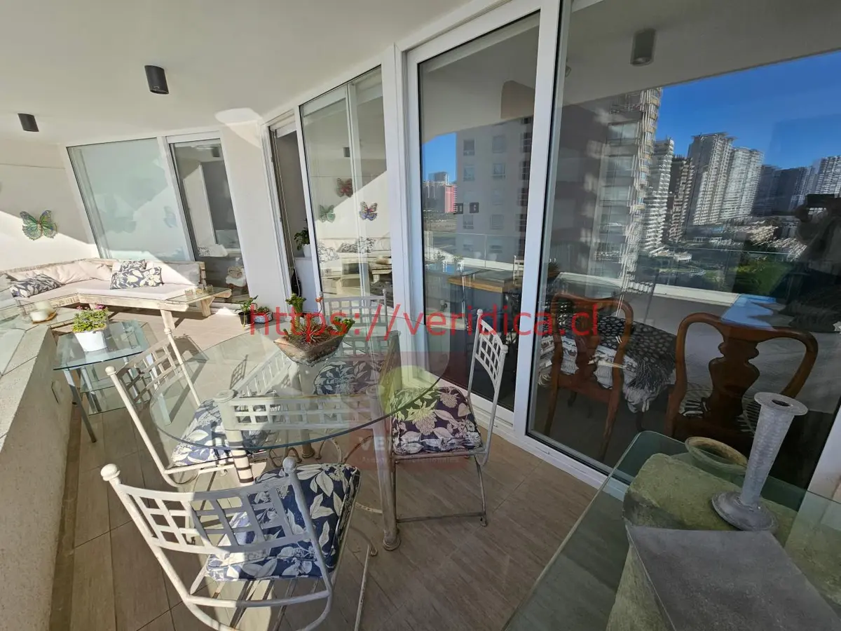 Veridika vende depto. con vista norte al mar - foto 2