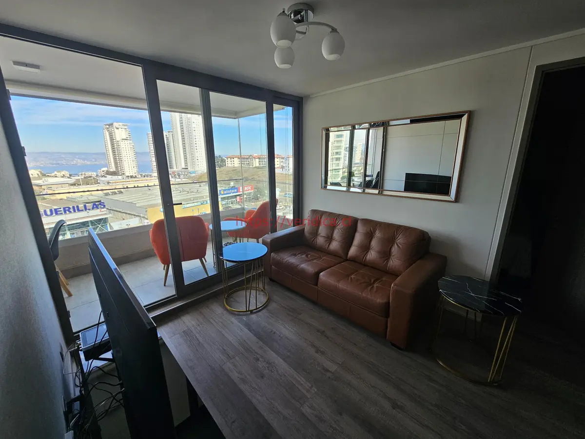 Vendo depto. con conexión lavadora vista a Valpo. - foto 2