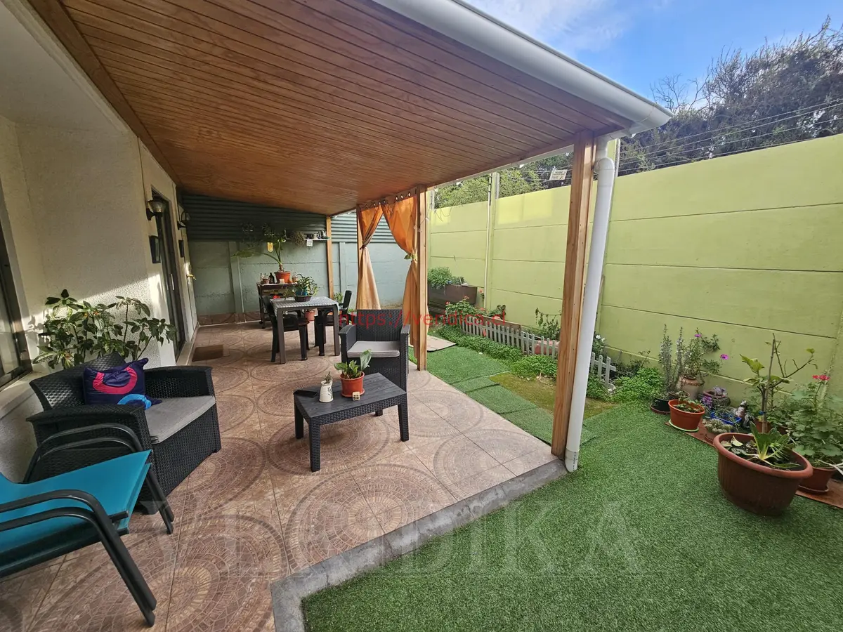 Vendo casa en Condominio 150m2, 4 dormitorios, 3 baños, E. - foto 4