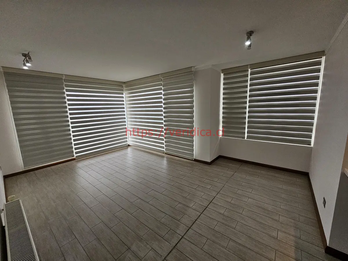 Arriendo depto 120 m2  con 3 dormitorios - foto 2