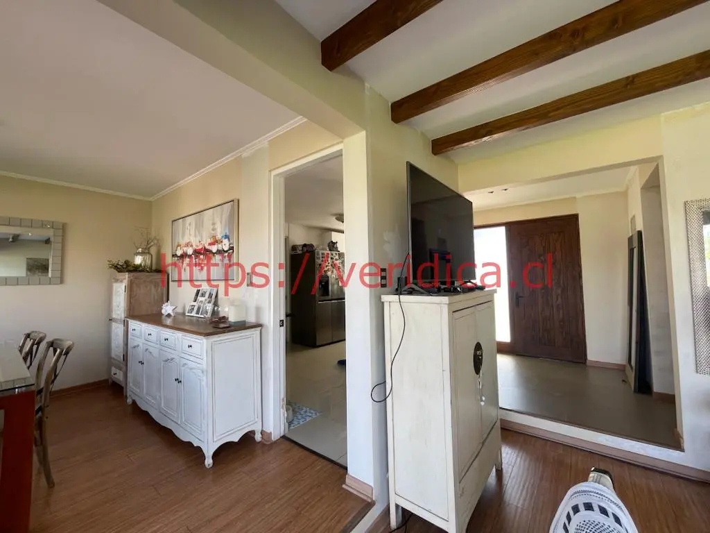 Preciosa casa en acomodado sector de Maipú. 4D, 3B, 2E, 1Bod UF 12.500 - foto 3