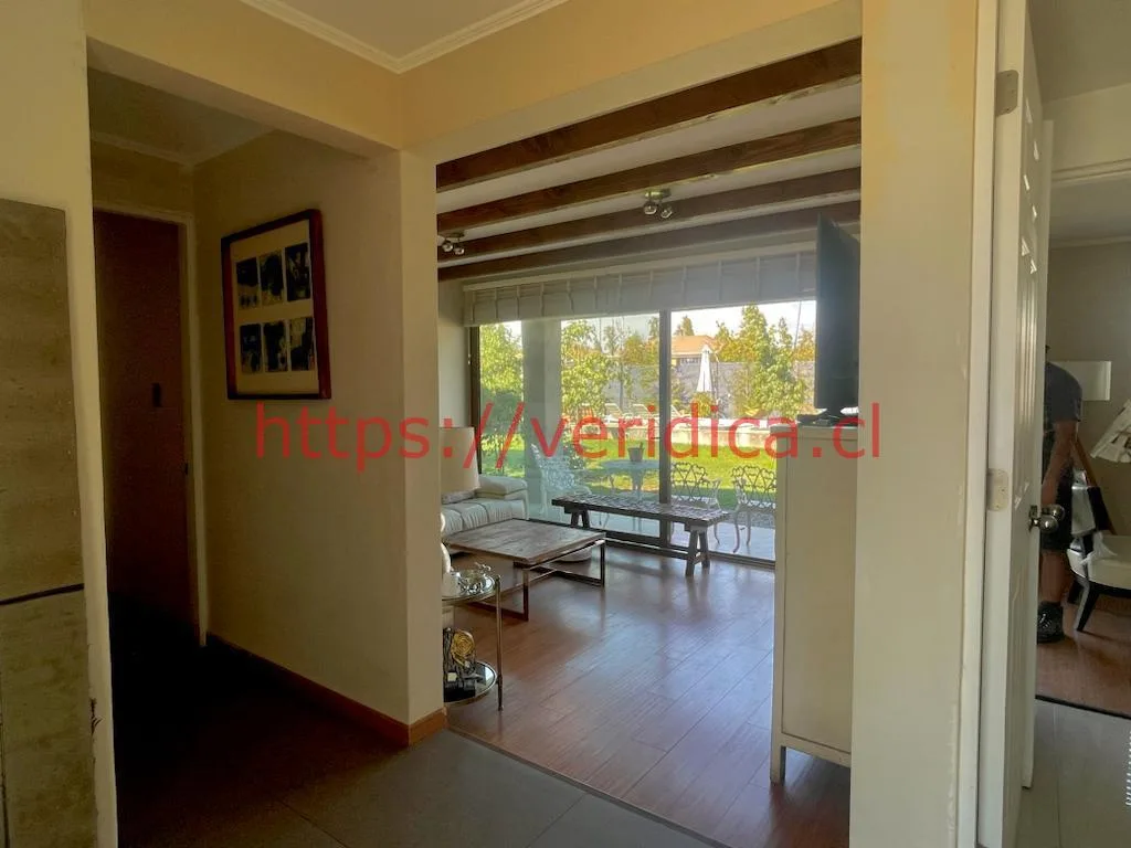 Preciosa casa en acomodado sector de Maipú. 4D, 3B, 2E, 1Bod UF 12.500 - foto 6