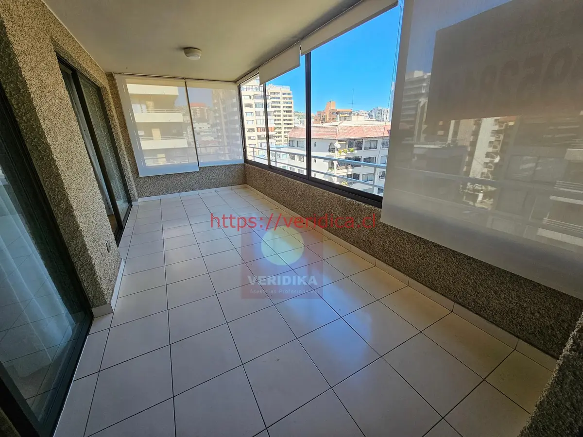 Arriendo en barrio poniente depto 4 dorm , 2 estac. - foto 2