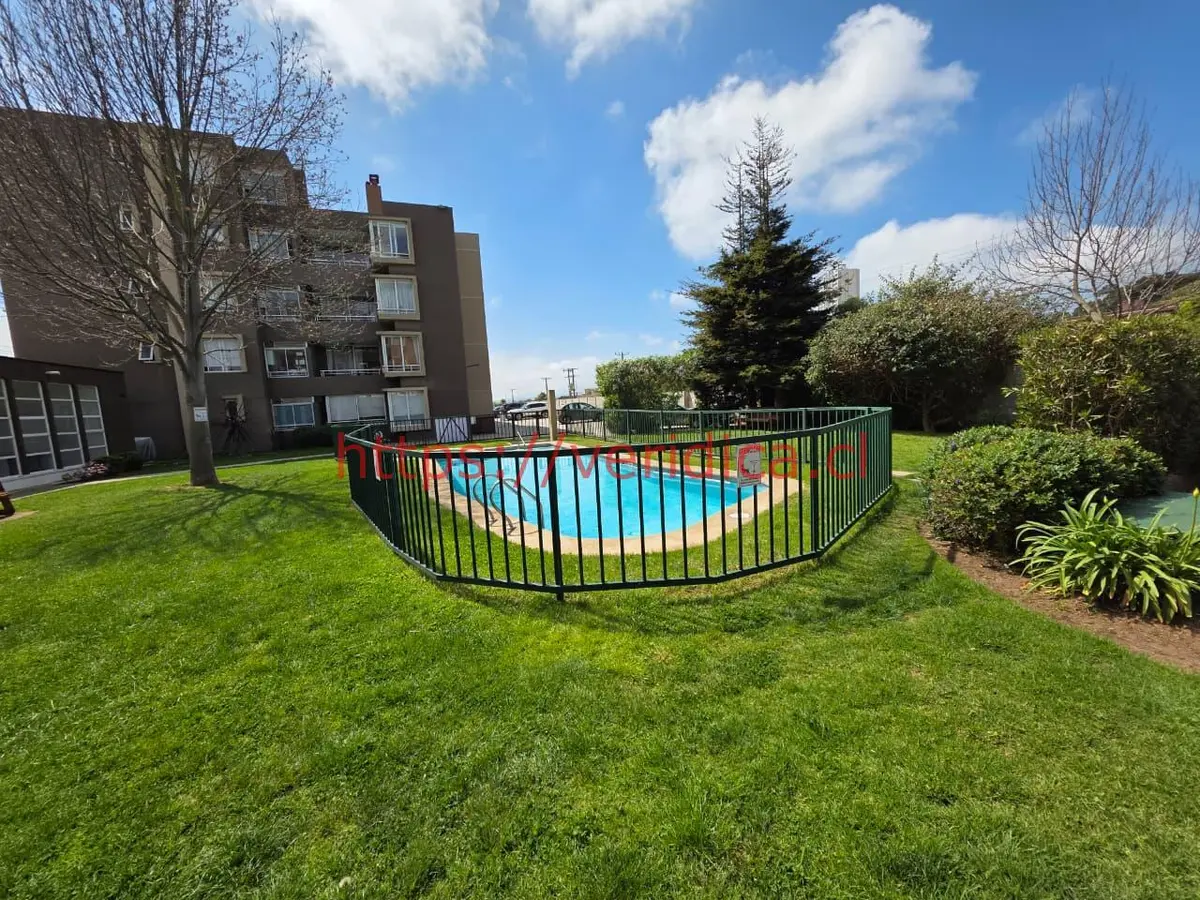 Vendo depto con patio - foto 2