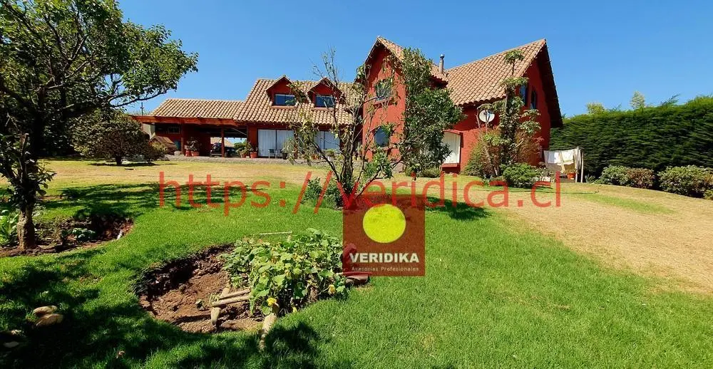 Veridika vende hermosa casa en condominio - foto 4