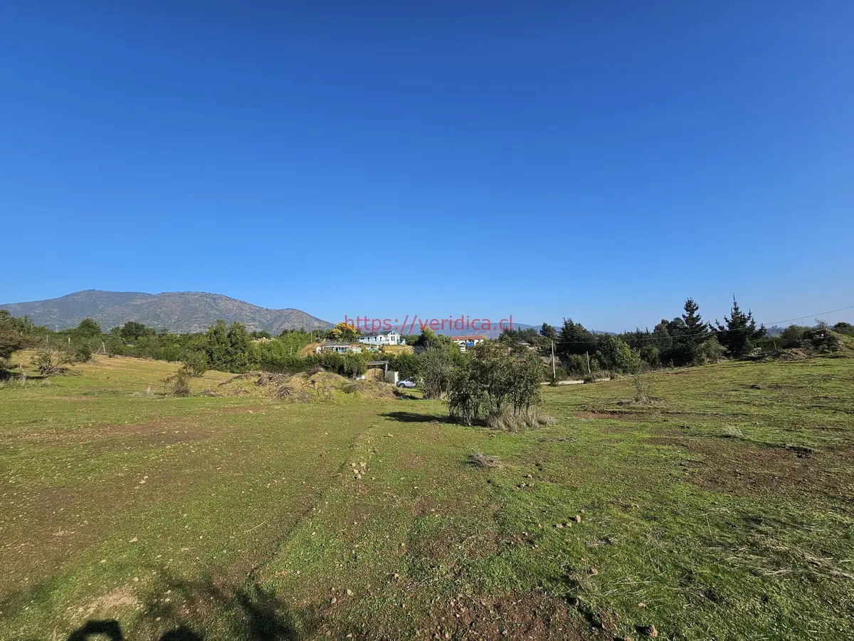 Vendo terreno de 5000m2 con rol, agua y luz en Valle Alegre - foto 1