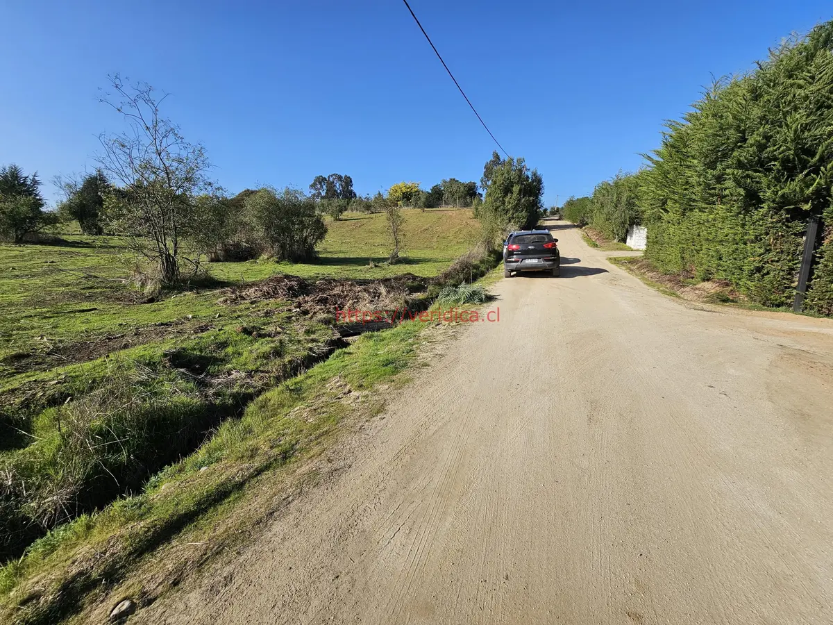 Vendo terreno de 5000m2 con rol, agua y luz en Valle Alegre - foto 5