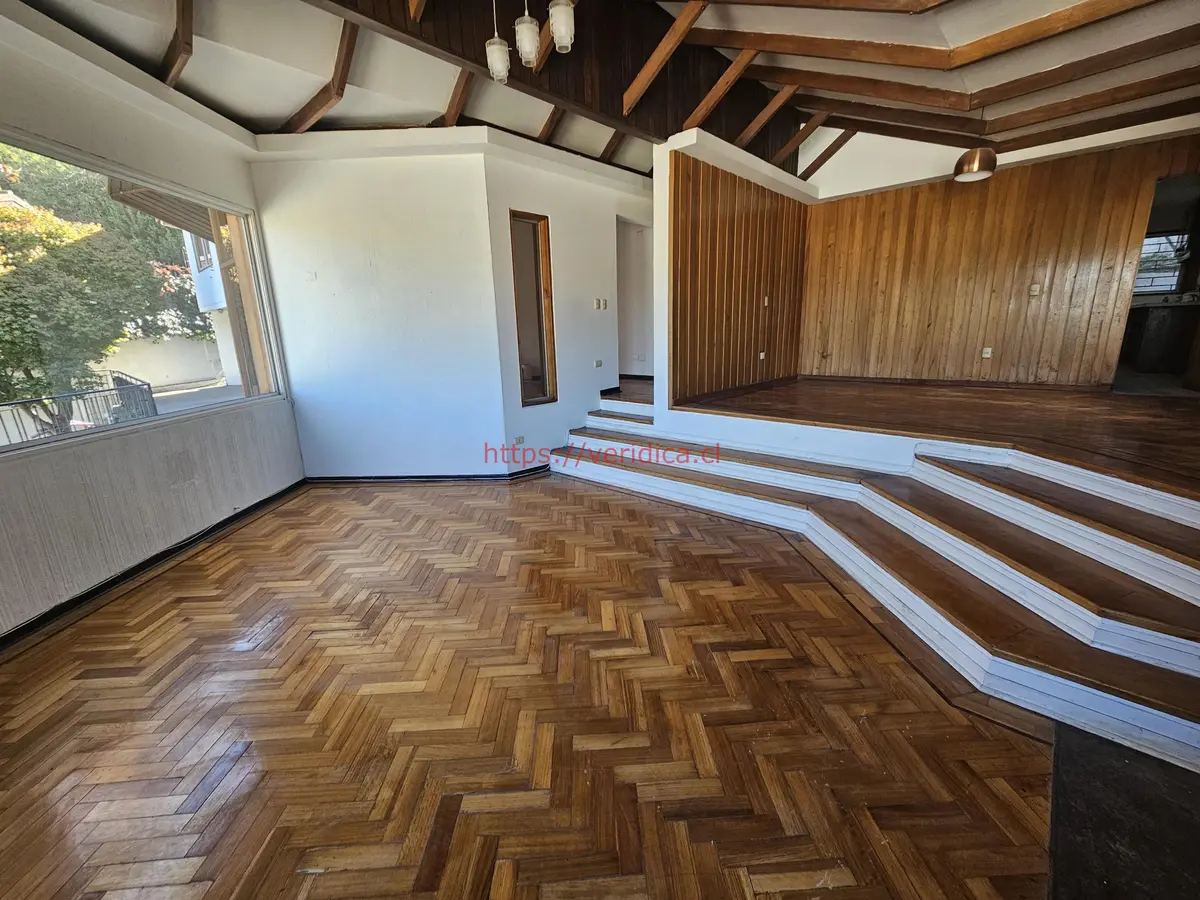 Vendo casa 6 dorm. 360m2 útiles 600m2 de terreno - foto 3