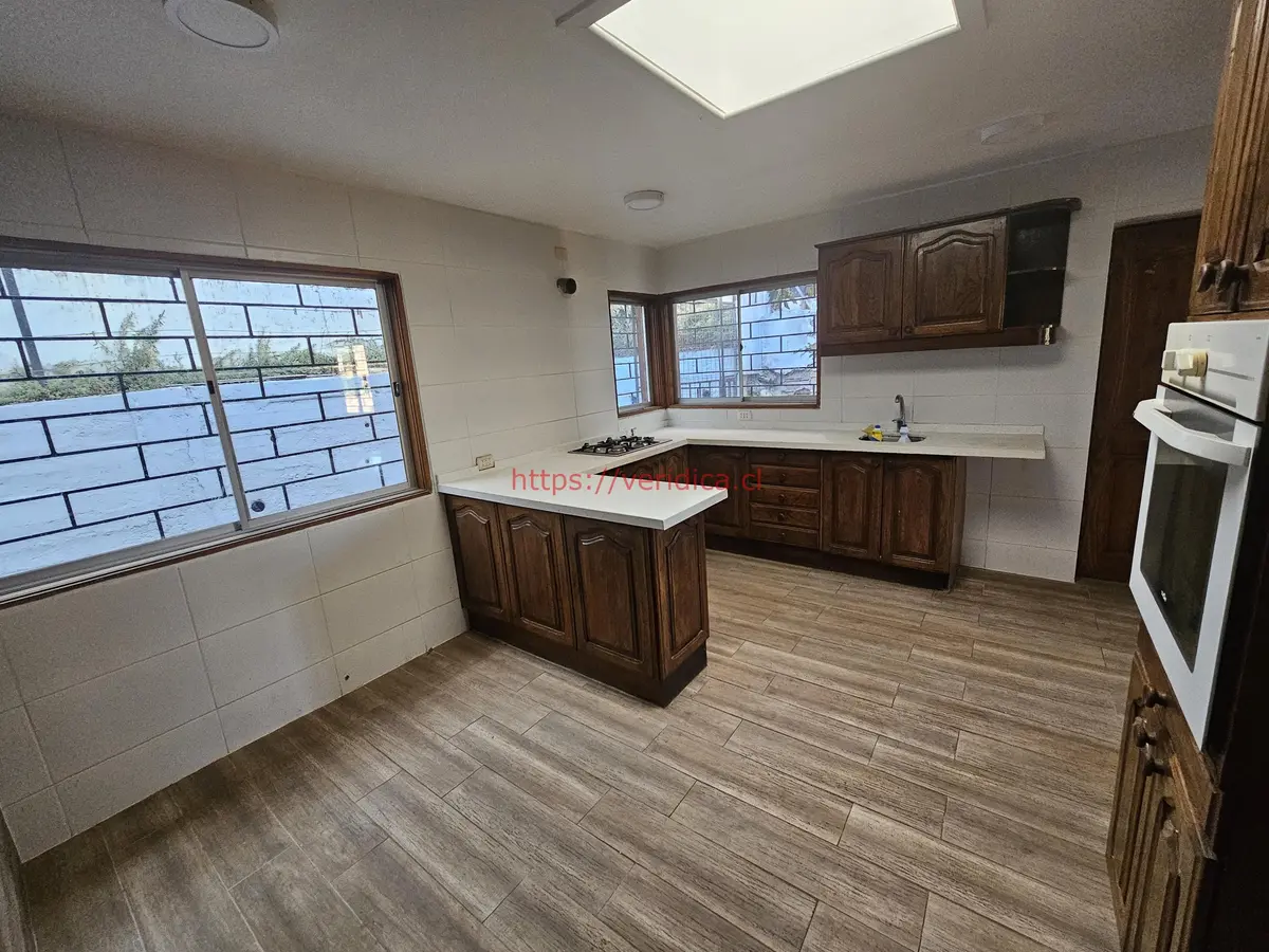 Vendo casa 6 dorm. 360m2 útiles 600m2 de terreno - foto 6