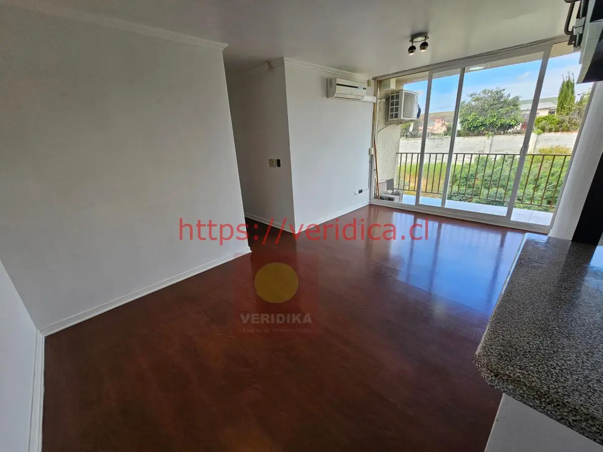 Vendo depto. EXENTO DE CONTRIBUCIONES locomoción a la puerta - foto 2