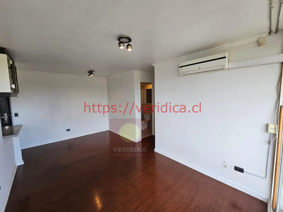 Vendo depto. EXENTO DE CONTRIBUCIONES locomoción a la puerta - foto 4