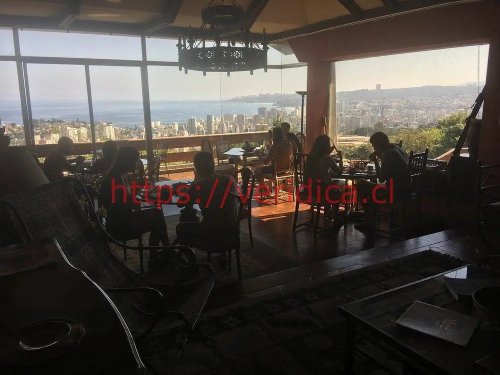 Espectacular Casona, Hotel Boutique 13 Habitaciones UF 18.900.000 - foto 1