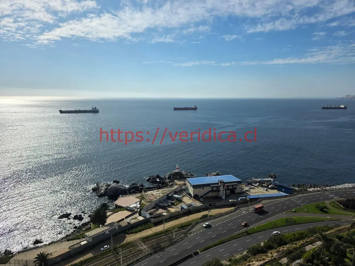 Vendo depto en Condominio Gran Océano 3 dormitorios, 2 baños, 2 E, 1B - foto 2