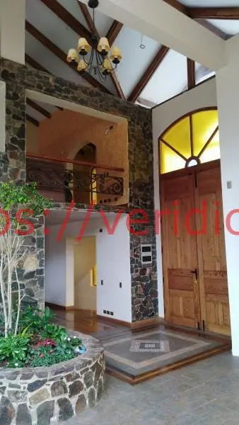 Veridika Vende casa espectacular a minutos de rotonda Concón - foto 5
