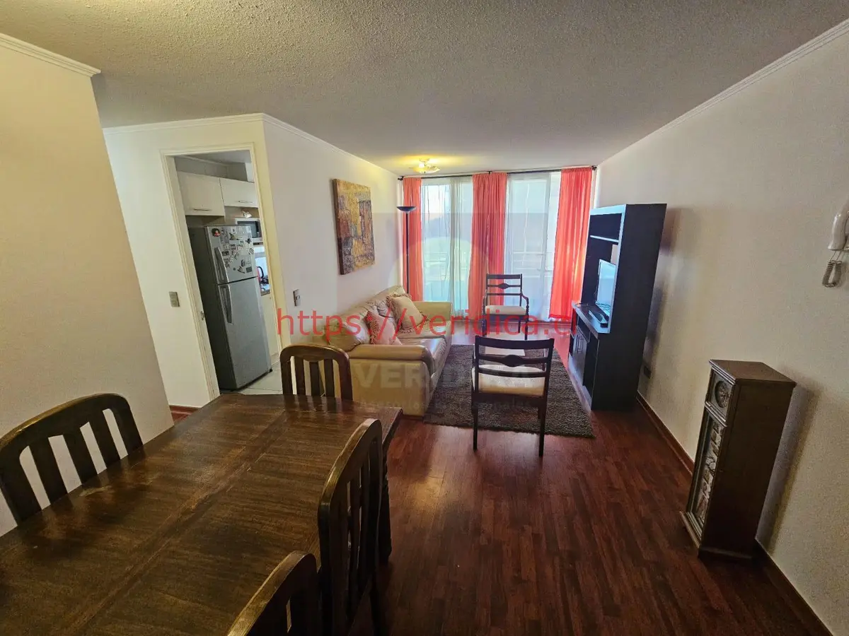 Arriendo año corrido con muebles al lado Rodoviario - foto 2