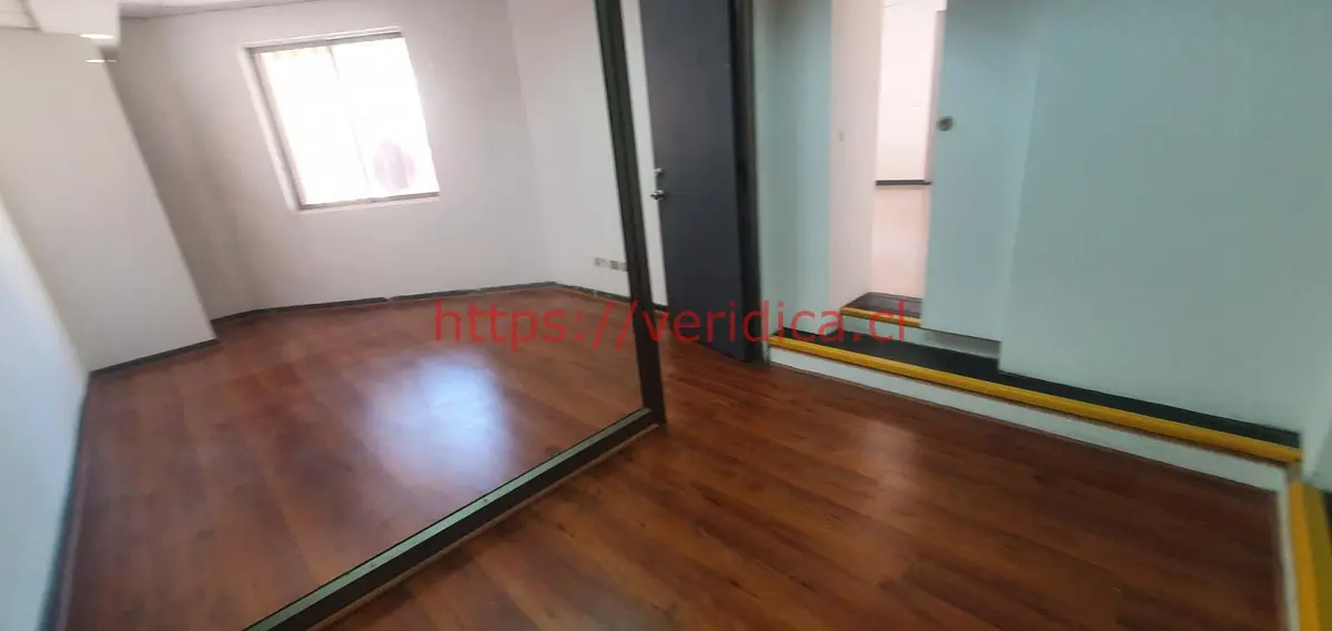 Vendo oficina en Coraceros apta todos los rubros - foto 5