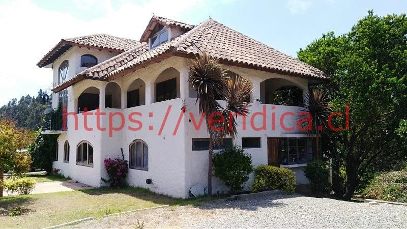 Veridika Vende Casa 750m2 en terreno de 5000m2 - foto 2