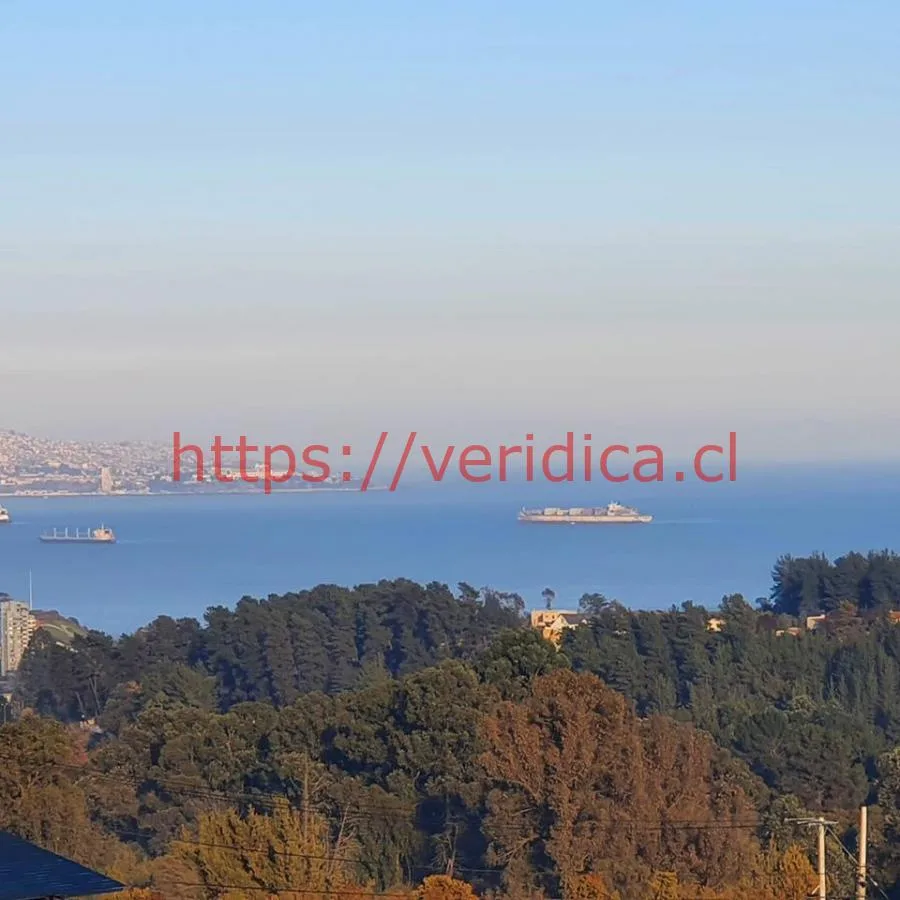 Veridika vende lindos terrenos vista al mar - foto 1