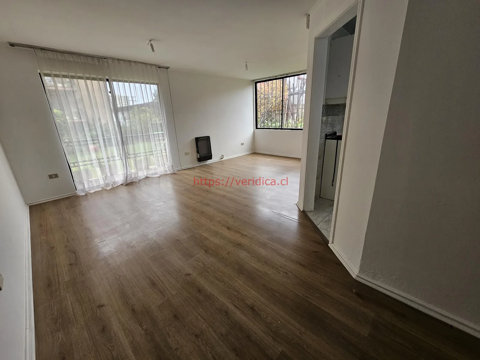 Vendo depto. en Los Carrera excelente estado - foto 1