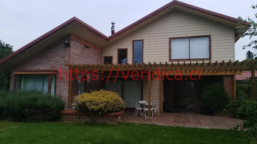 Veridika vende hermosa parcela en exclusivo condominio en Limache - foto 2