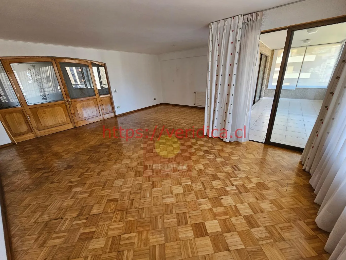 Veridika vende en barrio poniente depto 4 dorm. 2 est. - foto 1