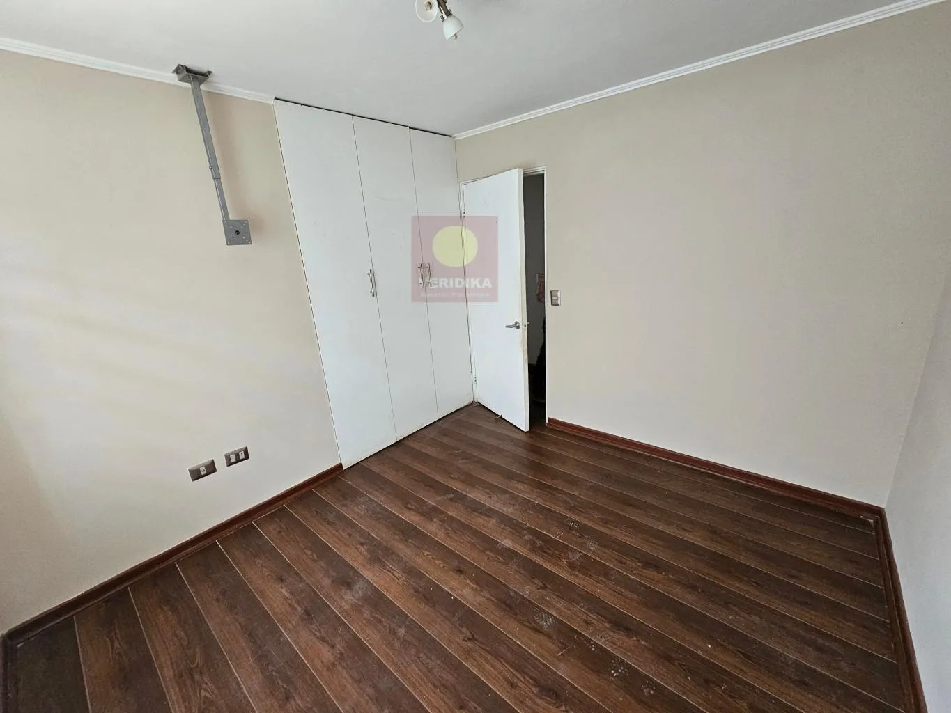 Vendo parcela de 5000m2 con casa de 139m2 - foto 6