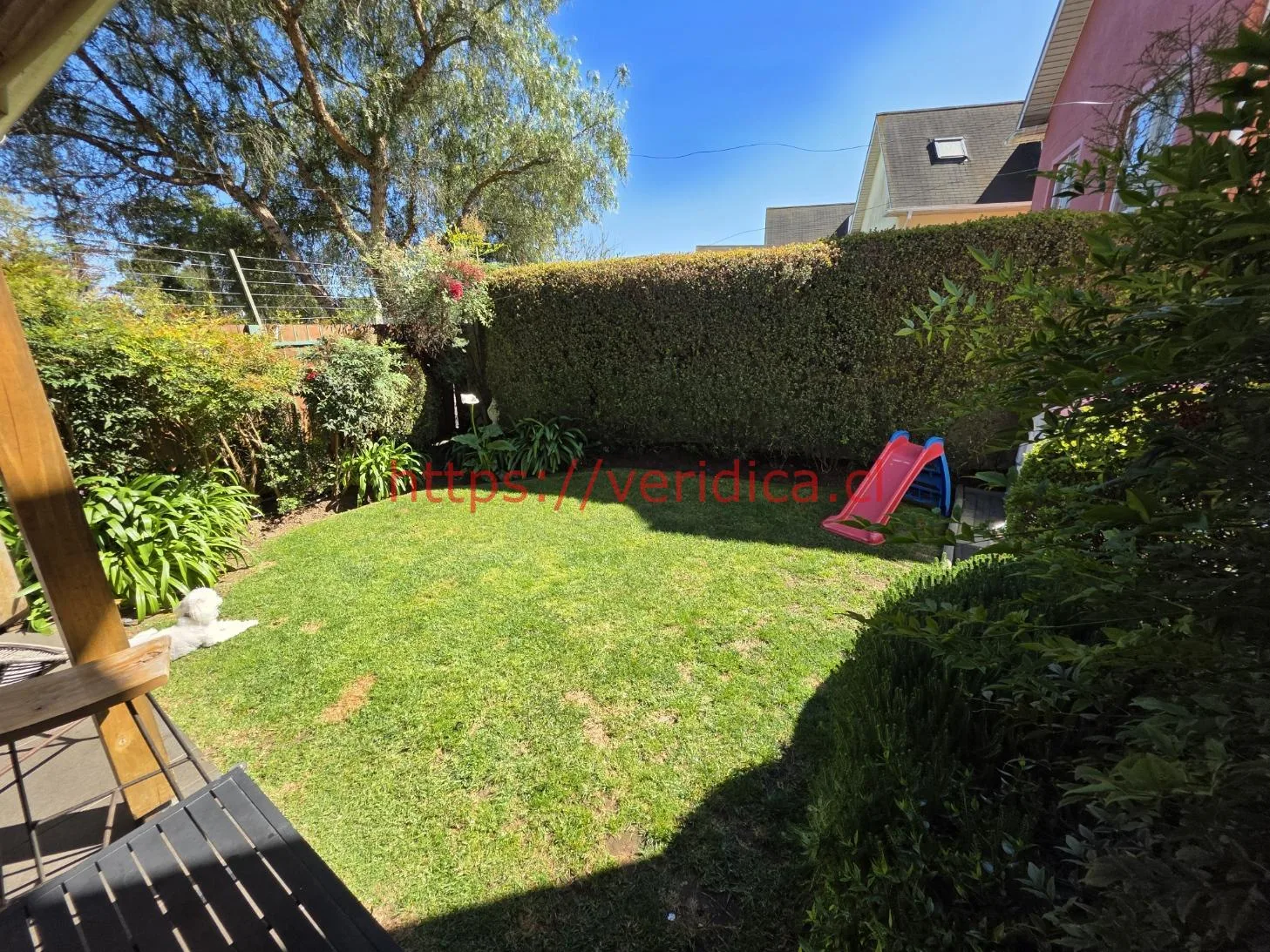 Vendo casa 170m2, 4 dormitorios, sala de estar mansarda - foto 2
