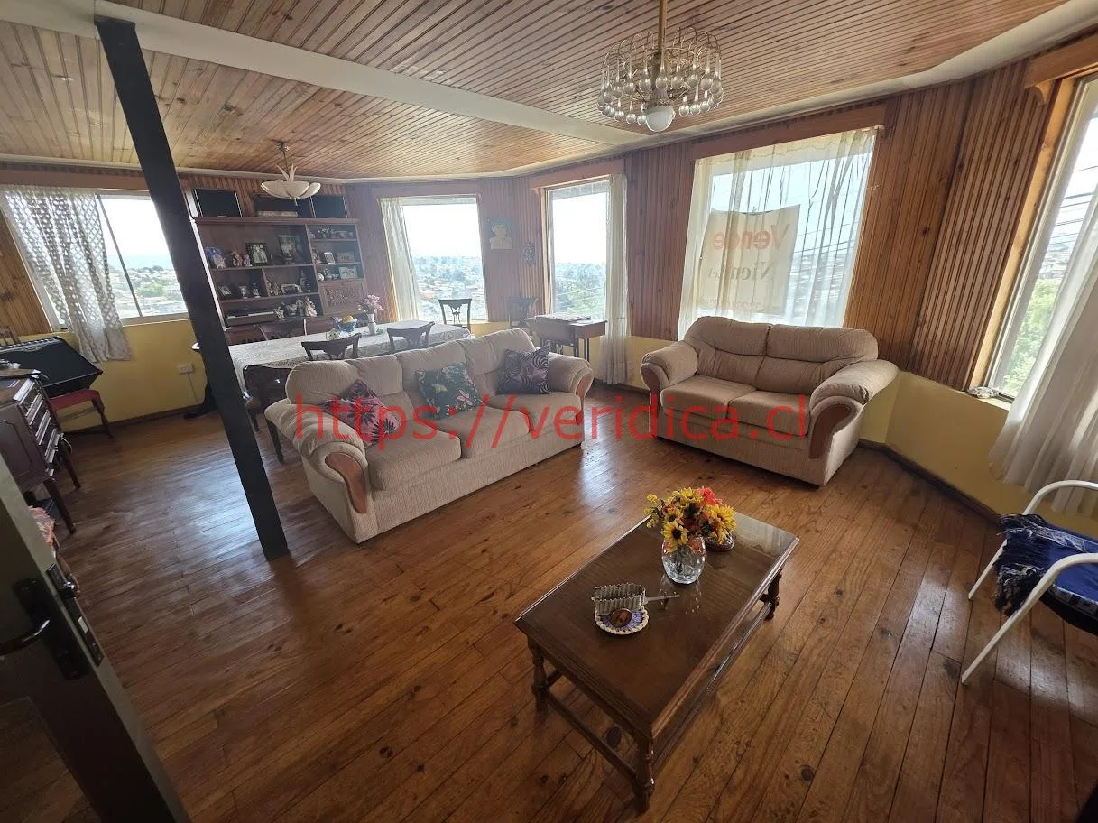 Vendo casa de material sólido en Achupallas - foto 1