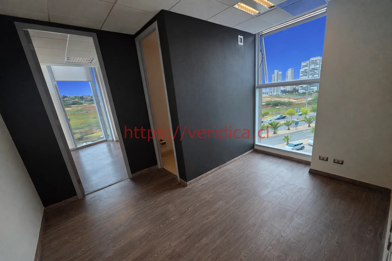 ARRIENDO OFICINA EN ED ELUCHANS - foto 6