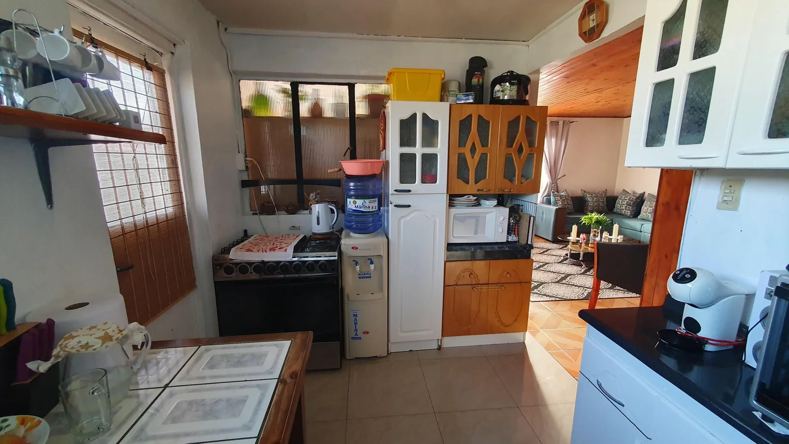 Oportunidad ! amplia casa a pasos de Nuevo Hospital. $139.000.000 - foto 4