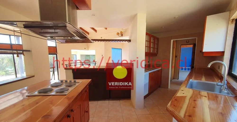 Veridika vende casa en condominio - foto 1