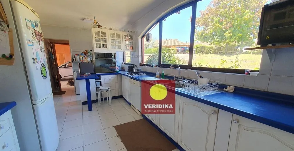 Veridika vende casa en condominio - foto 1