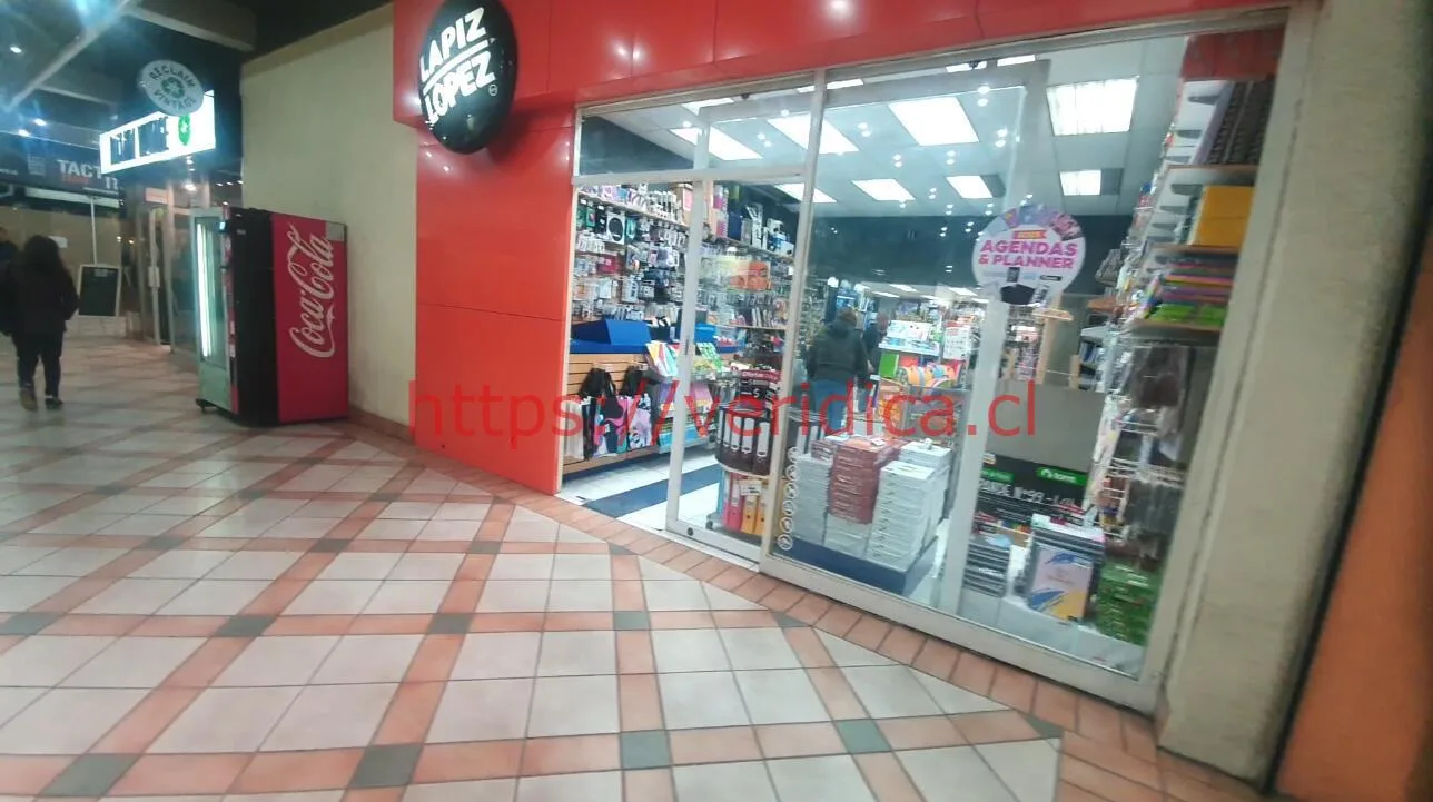 Espectacular oportunidad ! VENDO Local comercial en plaza Vergara. - foto 4